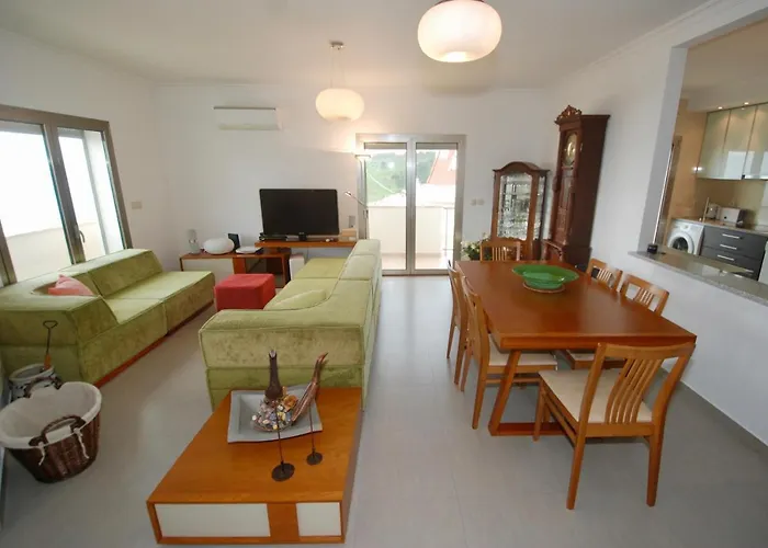 Blue Sky - With Roof Terrace In Nazare