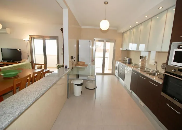 Blue Sky - With Roof Terrace In Apartment *