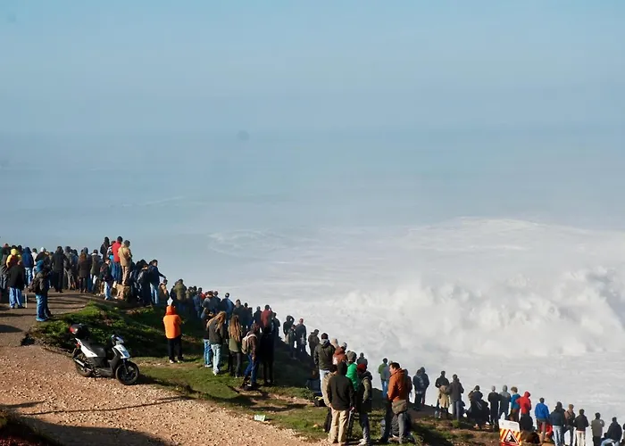 Blue Sky - With Roof Terrace In Nazare